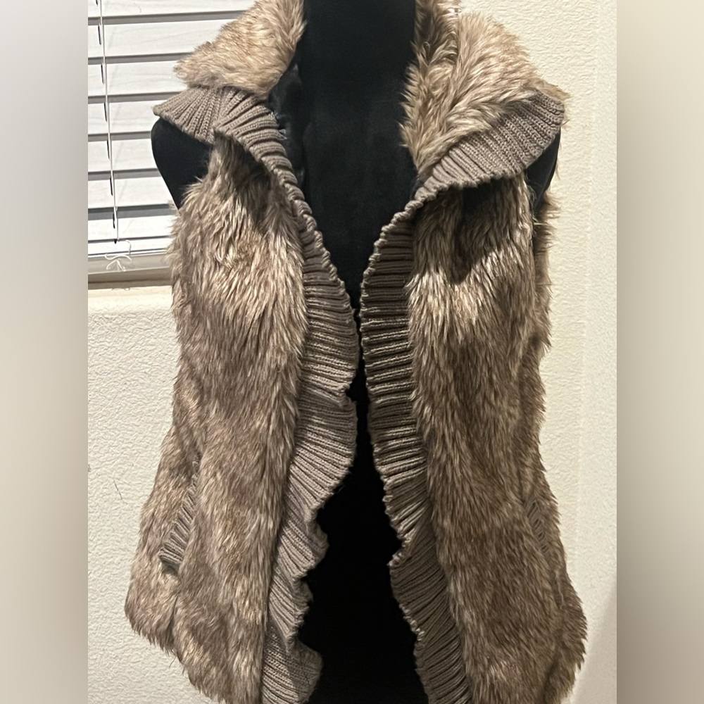 Ashley By 26 International faux‎ fur vest